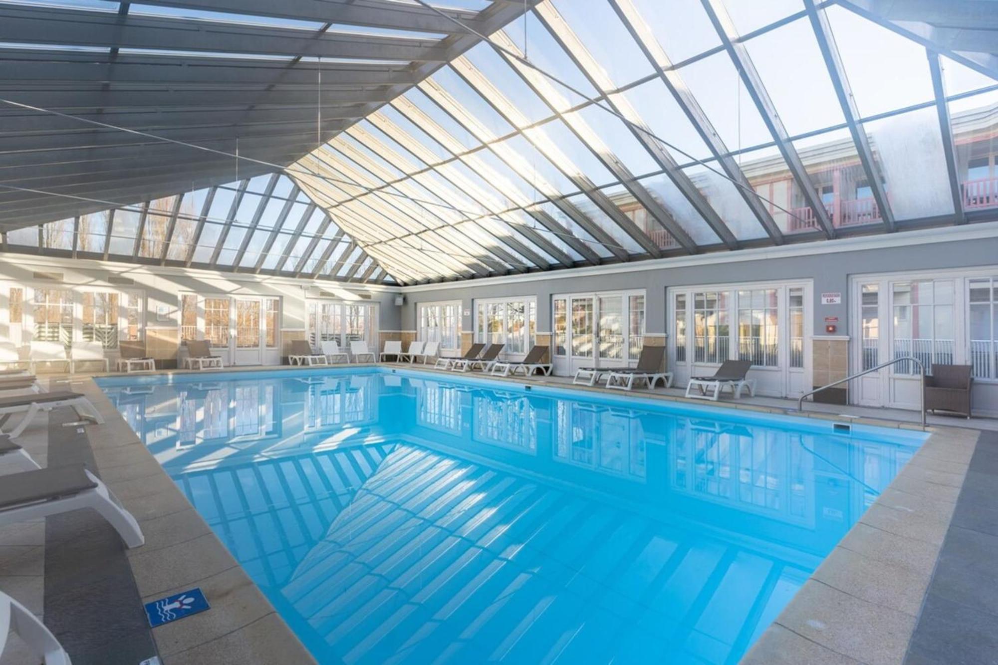 Beautiful Flat With Swimming Pool Tennis Court And Free Parking 117 Le Touquet Exterior photo